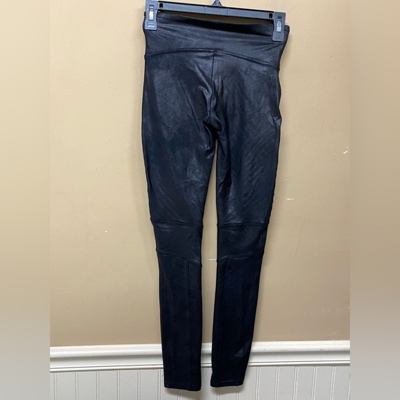 SPANX Faux Leather Moto Leggings Black Inseam 27 size Small 20136R - Picture 2 of 5